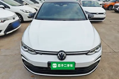 Volkswagen Golf 2021, 105500 км, за 12659 USD