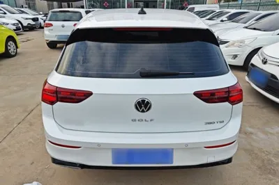 Volkswagen Golf 2021, 105500 км, за 12659 USD