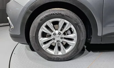 Hyundai Santafe 2018, 123829 км, за 9130.32 USD