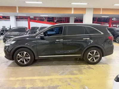 Kia Sorento 2019, 110607 км, за 8664.83 USD
