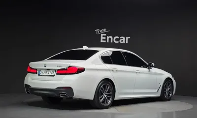 BMW 5-Series 2023, 40732 км, за 24004.7 USD