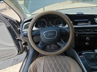 Audi A4L 2015, 55500 км, за 11234 USD - фото 9