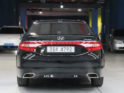Hyundai Grandeur 2016, 204551 км, за 3479.06 USD