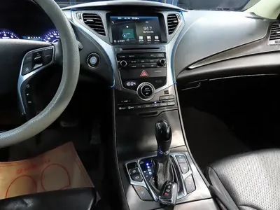 Hyundai Grandeur 2016, 204551 км, за 3479.06 USD - фото 9