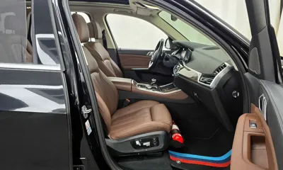 BMW X5 2021, 116534 км, за 38321.77 USD - фото 11
