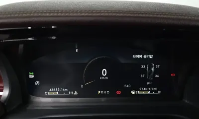 Lincoln Aviator 2023, 43883 км, за 33443.68 USD - фото 8