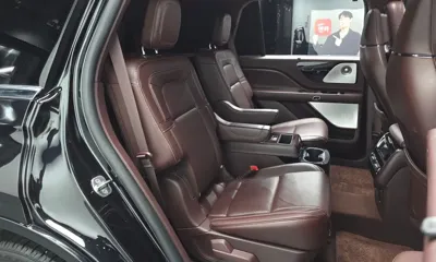 Lincoln Aviator 2023, 43883 км, за 33443.68 USD - фото 11