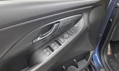 Hyundai i30 2019, 134917 км, за 9188.27 USD - фото 27
