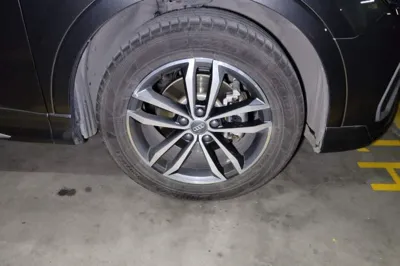 Audi Q3 2021, 12400 км, за 19416 USD