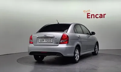 Hyundai Verna 2010, 88356 км, за 2299 USD
