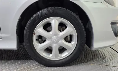 Hyundai Verna 2010, 88356 км, за 2299 USD