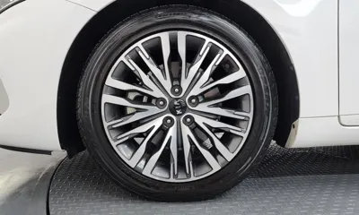 Kia K7 2020, 51932 км, за 14756.54 USD
