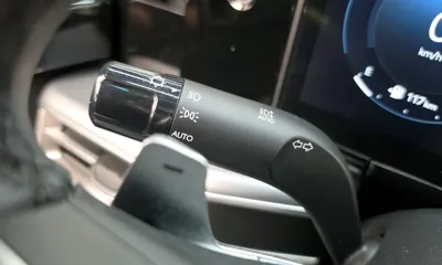 Hyundai Grandeur 2023, 61817 км, за 17907.14 USD - фото 32