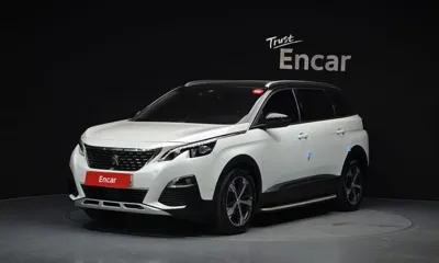 Peugeot 5008 · 2020 год