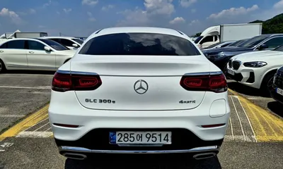Mercedes-Benz GLC-Class 2021, 105339 км, за 21268.22 USD