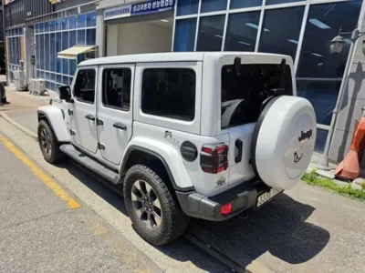 Jeep Wrangler 2020, 131465 км, за 21142.36 USD