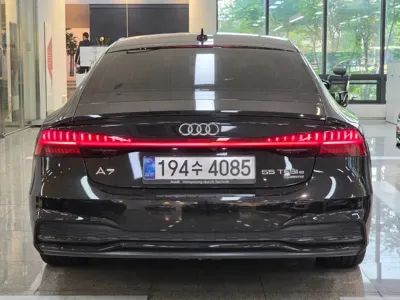 Audi A7 2024, 31870 км, за 48254.93 USD
