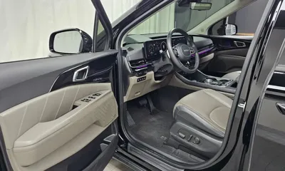 Kia Canival 2024, 42858 км, за 28623.5 USD - фото 10