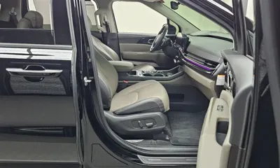 Kia Canival 2024, 42858 км, за 28623.5 USD - фото 26