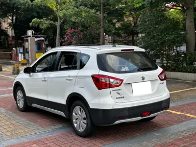 Suzuki S-Cross