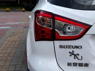 Suzuki S-Cross