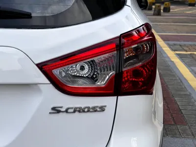 Suzuki S-Cross