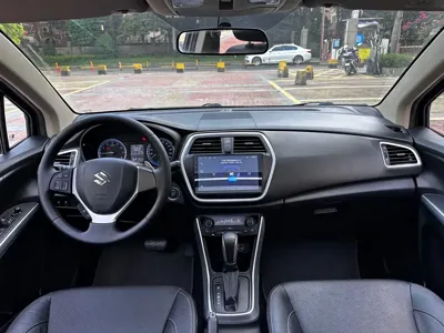 Suzuki S-Cross
