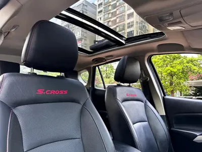 Suzuki S-Cross