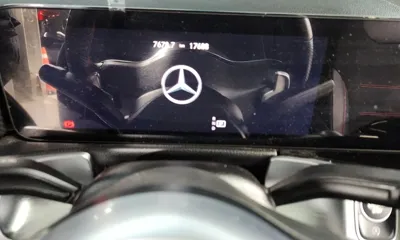 Mercedes-Benz GLB-Class 2023, 17700 км, за 29967.44 USD - фото 8
