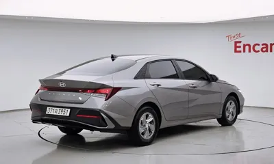 Hyundai Avante 2024, 21924 км, за 12052.12 USD