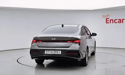 Hyundai Avante 2024, 21924 км, за 12052.12 USD
