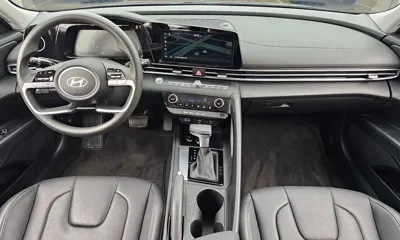 Hyundai Avante 2024, 21924 км, за 12052.12 USD - фото 7