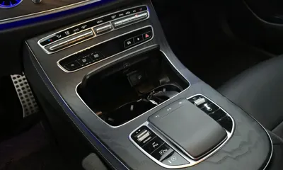 Mercedes-Benz E-Class 2021, 62175 км, за 26423.82 USD - фото 17