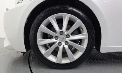 Lexus IS 2015, 101417 км, за 8861.76 USD