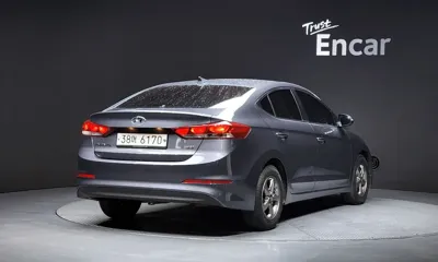 Hyundai Avante 2017, 101861 км, за 6937.56 USD