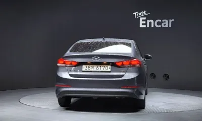 Hyundai Avante 2017, 101861 км, за 6937.56 USD