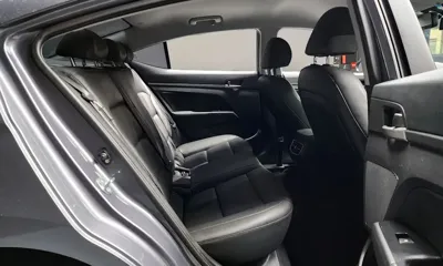 Hyundai Avante 2017, 101861 км, за 6937.56 USD - фото 12