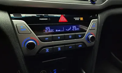 Hyundai Avante 2017, 101861 км, за 6937.56 USD - фото 17