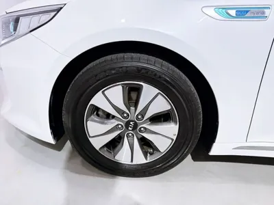 Kia K5 2018, 202356 км, за 3753.32 USD - фото 20