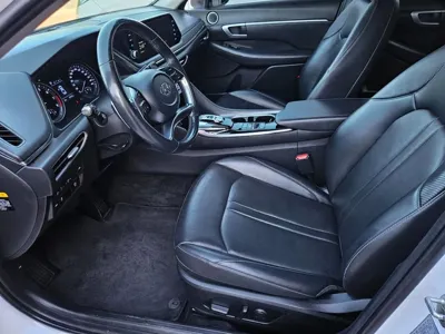 Hyundai Sonata 2020, 89739 км, за 9051.24 USD - фото 10