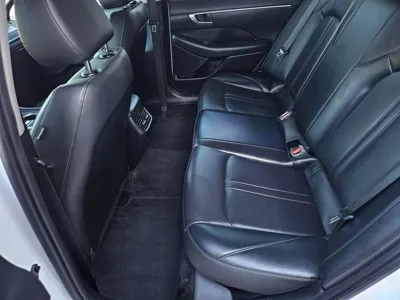 Hyundai Sonata 2020, 89739 км, за 9051.24 USD - фото 11