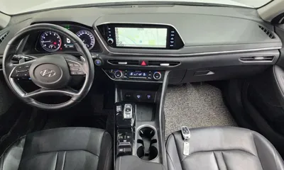 Hyundai Sonata 2022, 27577 км, за 12808.72 USD - фото 7