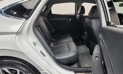 Hyundai Sonata 2022, 27577 км, за 12808.72 USD - фото 12