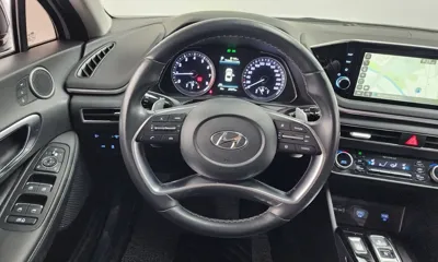 Hyundai Sonata 2022, 27577 км, за 12808.72 USD - фото 13