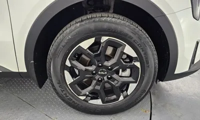 Kia Sorento 2024, 25373 км, за 19407.18 USD - фото 21