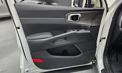 Kia Sorento 2024, 25373 км, за 19407.18 USD - фото 24