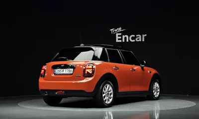MINI Cooper 2021, 46217 км, за 12994.86 USD - фото 2