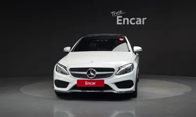 Mercedes-Benz C-Class 2017, 64978 км, за 13911.46 USD