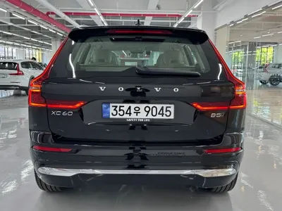 Volvo XC60 2026, 588 км, за 41354.86 USD