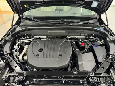 Volvo XC60 2026, 588 км, за 41042.37 USD - фото 6